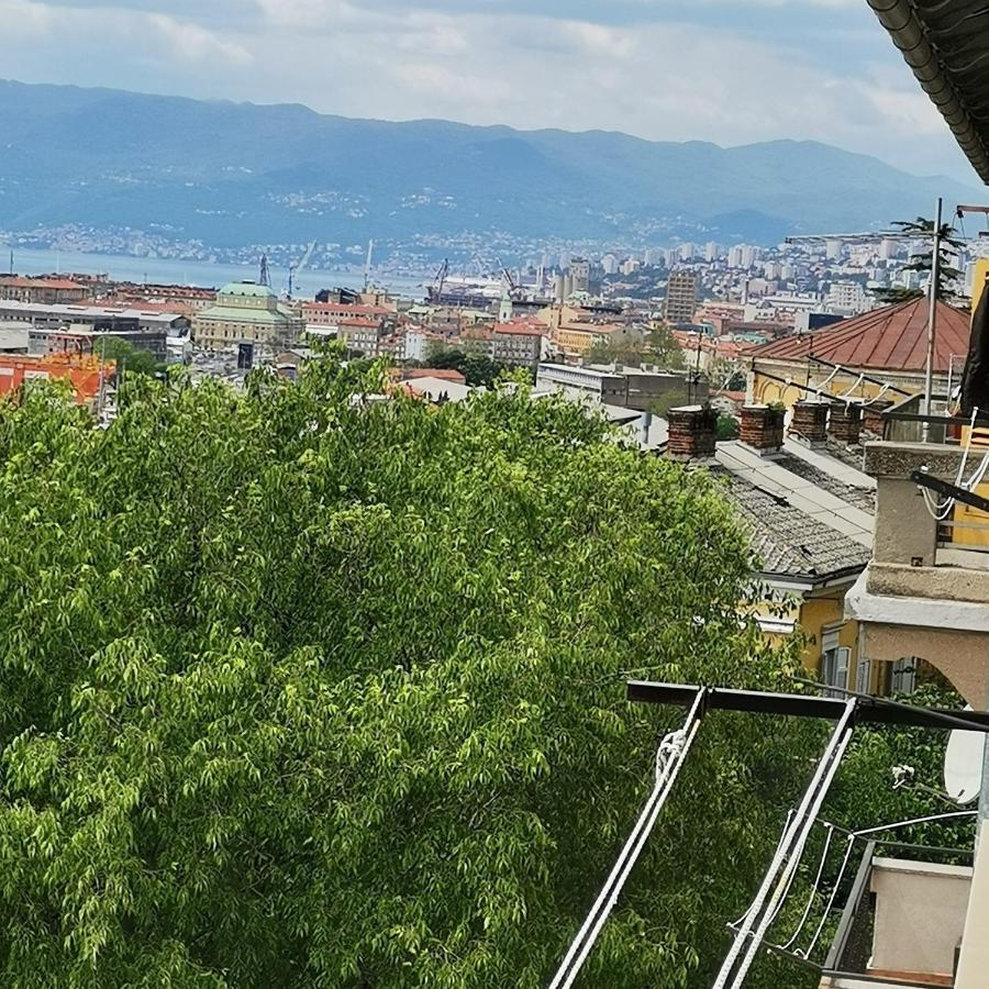 Apartman Flavia Риека Экстерьер фото