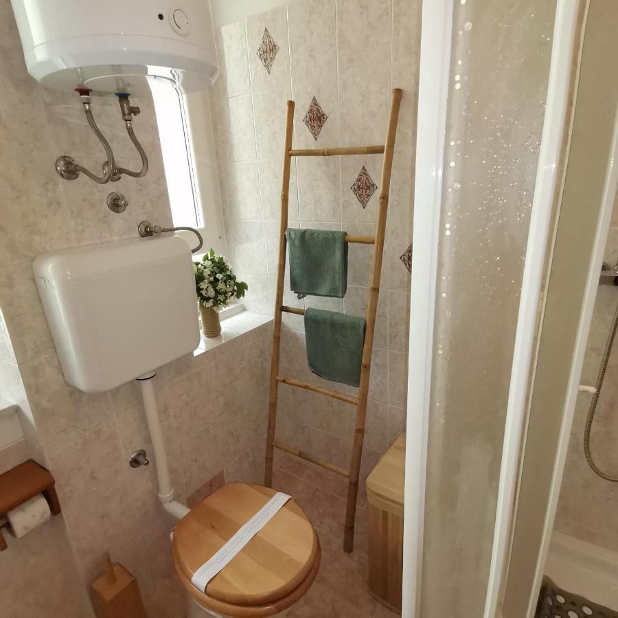 Apartman Flavia Риека Экстерьер фото